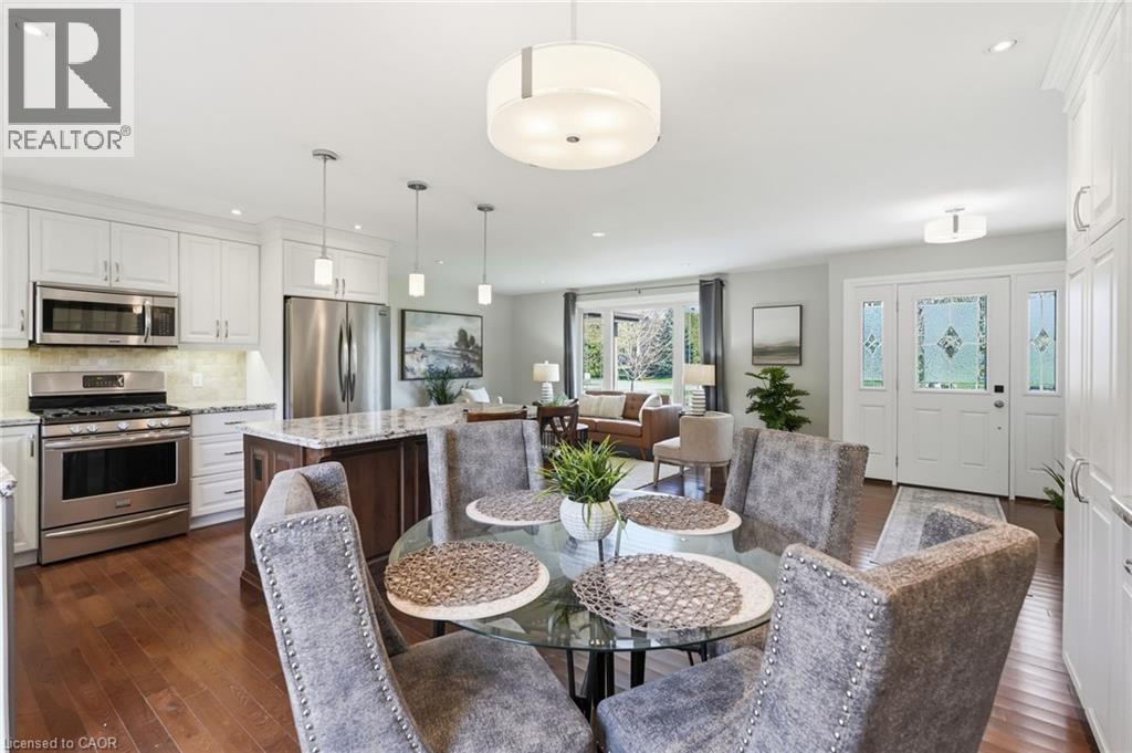 133 New Lakeshore Road, Port Dover, ON - Indoor Photo Showing Dining Room