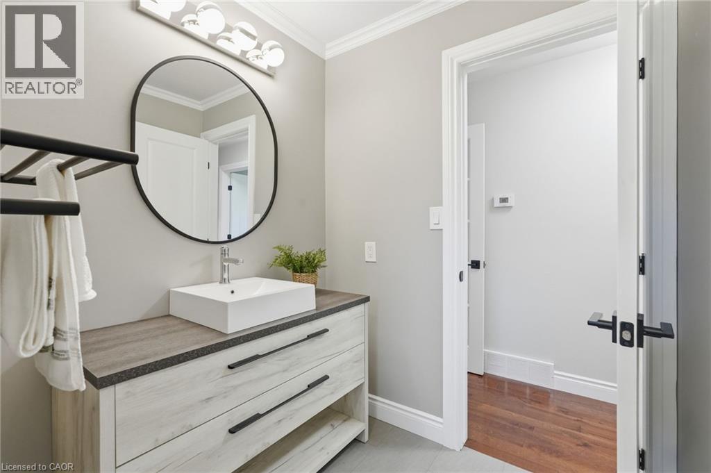 133 New Lakeshore Road, Port Dover, ON - Indoor Photo Showing Bathroom