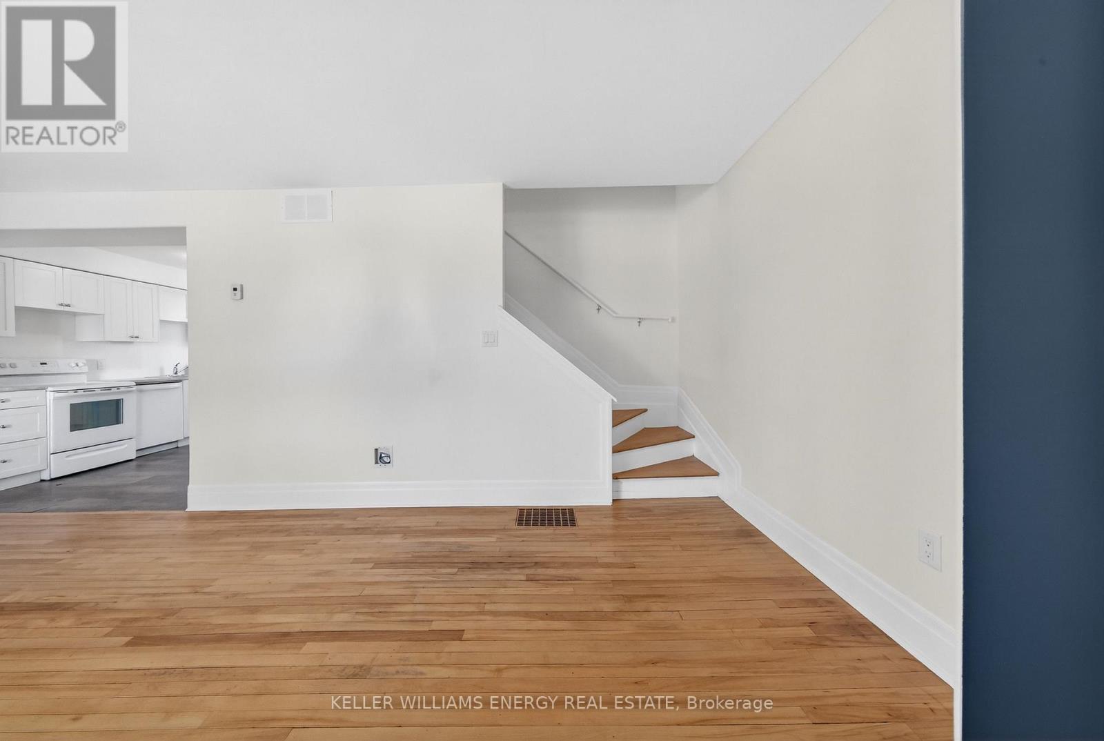 1 Diver Belt Drive, Prince Edward County (Hallowell Ward), ON - Indoor Photo Showing Other Room