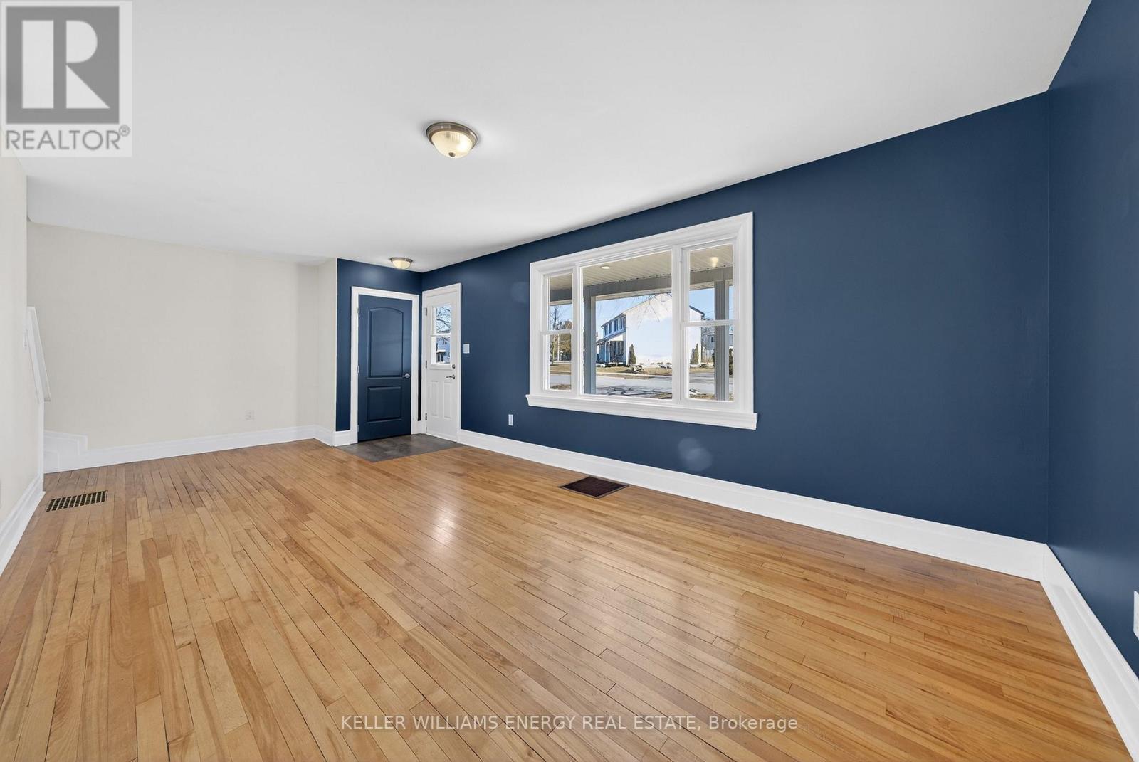 1 Diver Belt Drive, Prince Edward County (Hallowell Ward), ON - Indoor Photo Showing Other Room