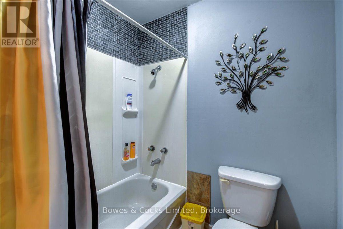 89 Jack Lake Road, North Kawartha, ON - Indoor Photo Showing Bathroom