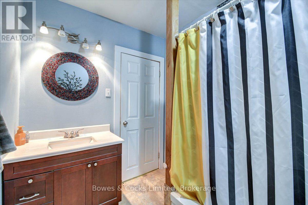 89 Jack Lake Road, North Kawartha, ON - Indoor Photo Showing Bathroom