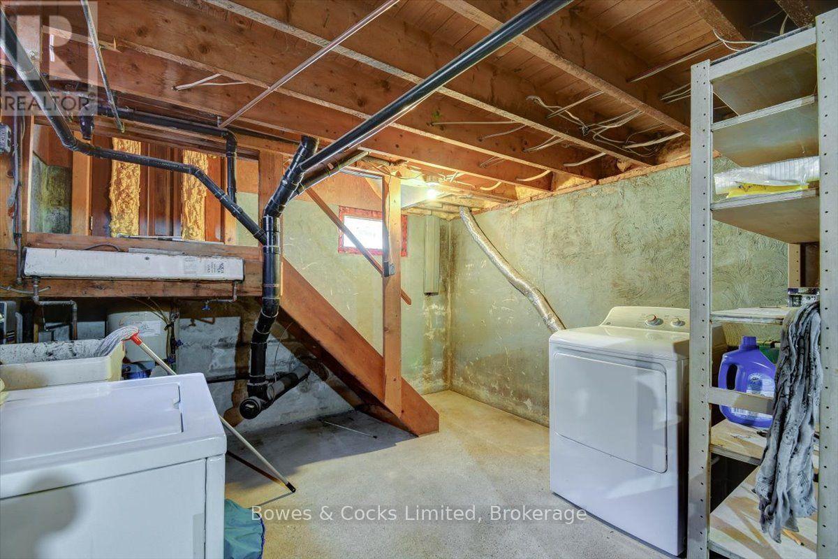 89 Jack Lake Road, North Kawartha, ON - Indoor Photo Showing Laundry Room