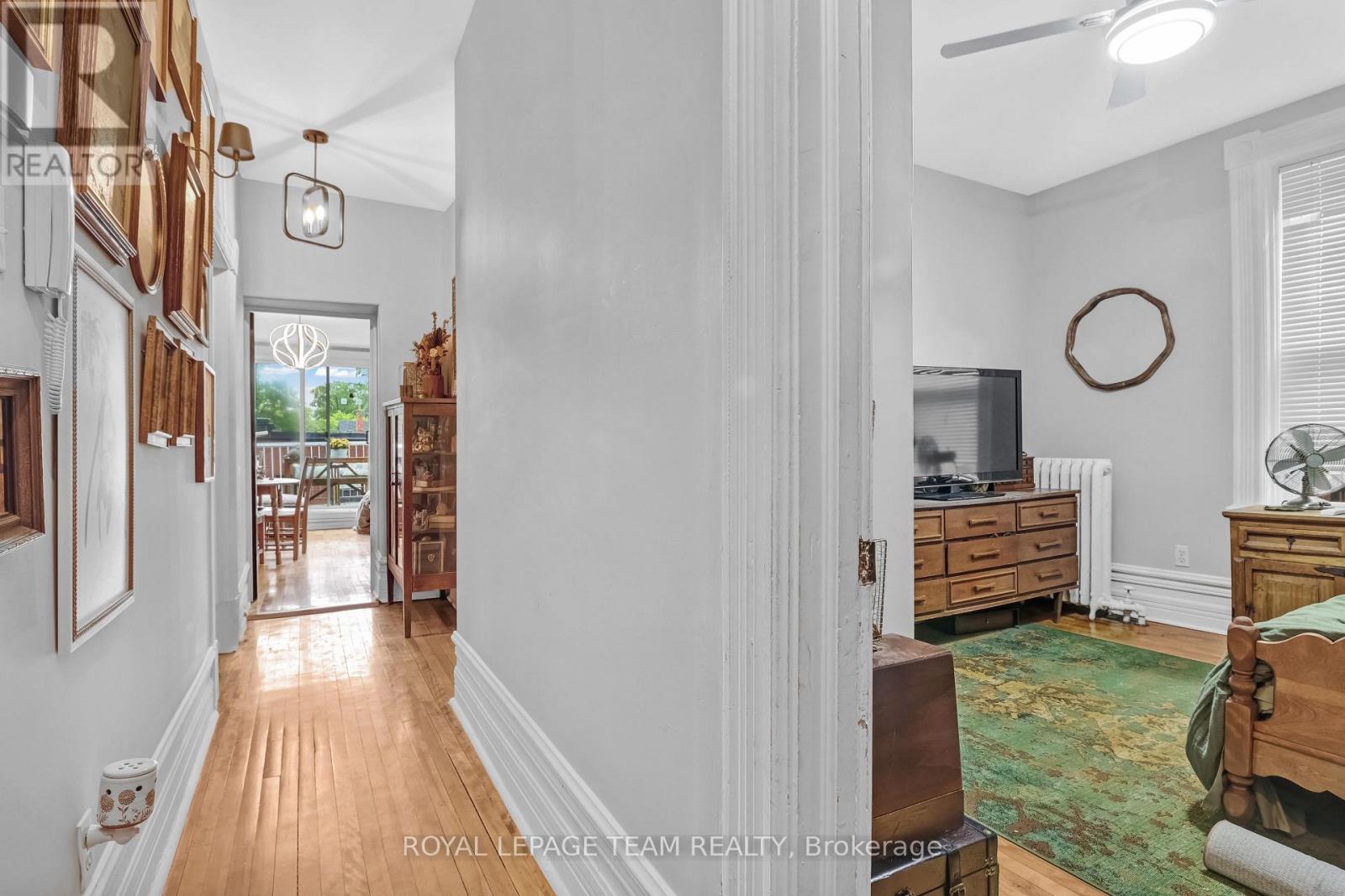 548 Maclaren Street, Ottawa, ON - Indoor Photo Showing Other Room