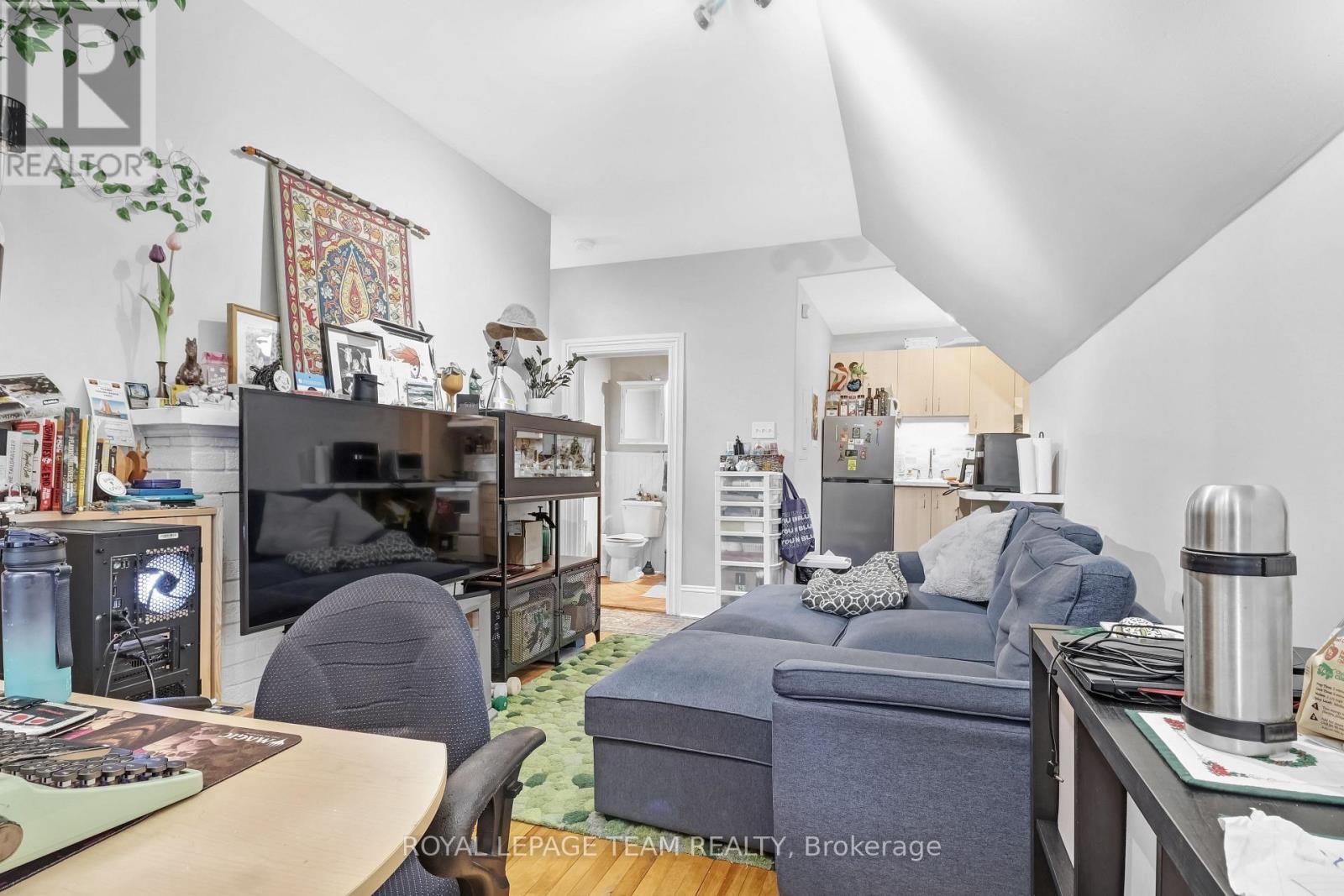 548 Maclaren Street, Ottawa, ON - Indoor