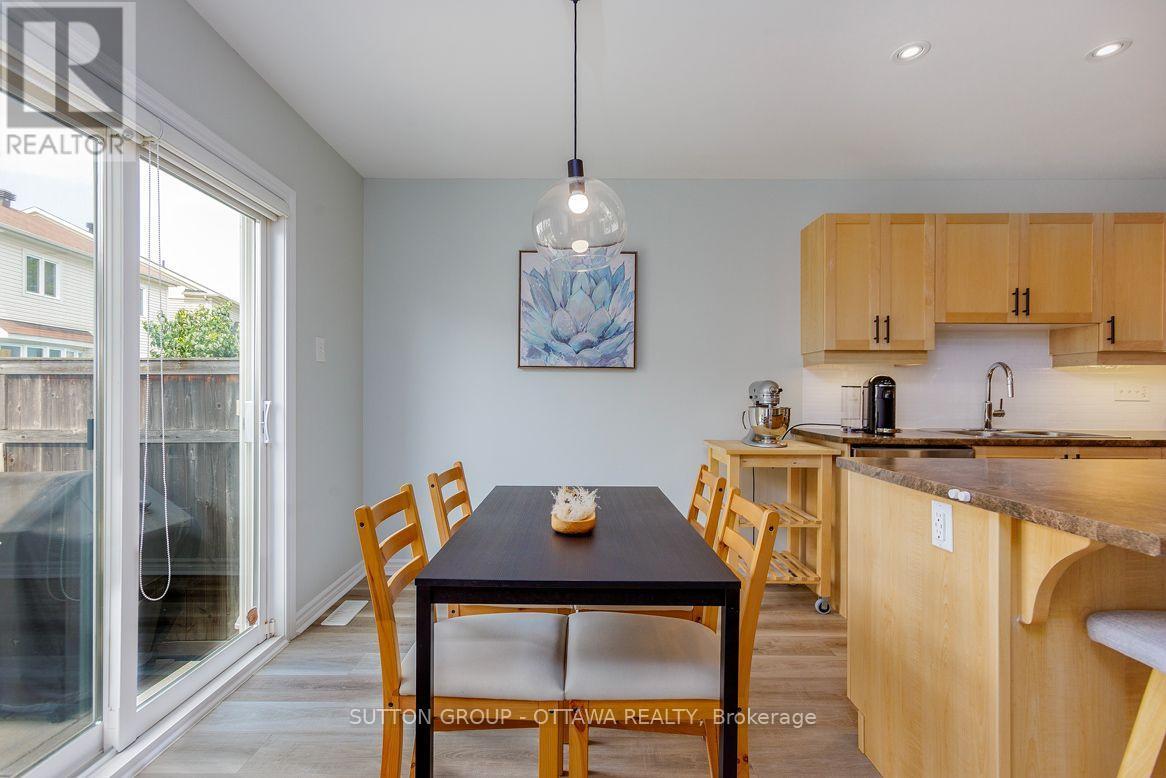 2719 Grand Canal Street, Ottawa, ON - Indoor Photo Showing Other Room