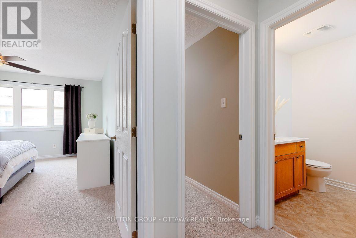 2719 Grand Canal Street, Ottawa, ON - Indoor