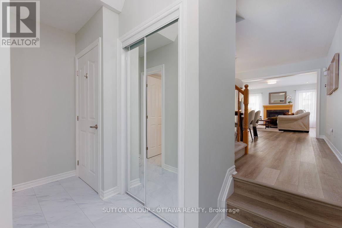 2719 Grand Canal Street, Ottawa, ON - Indoor Photo Showing Other Room