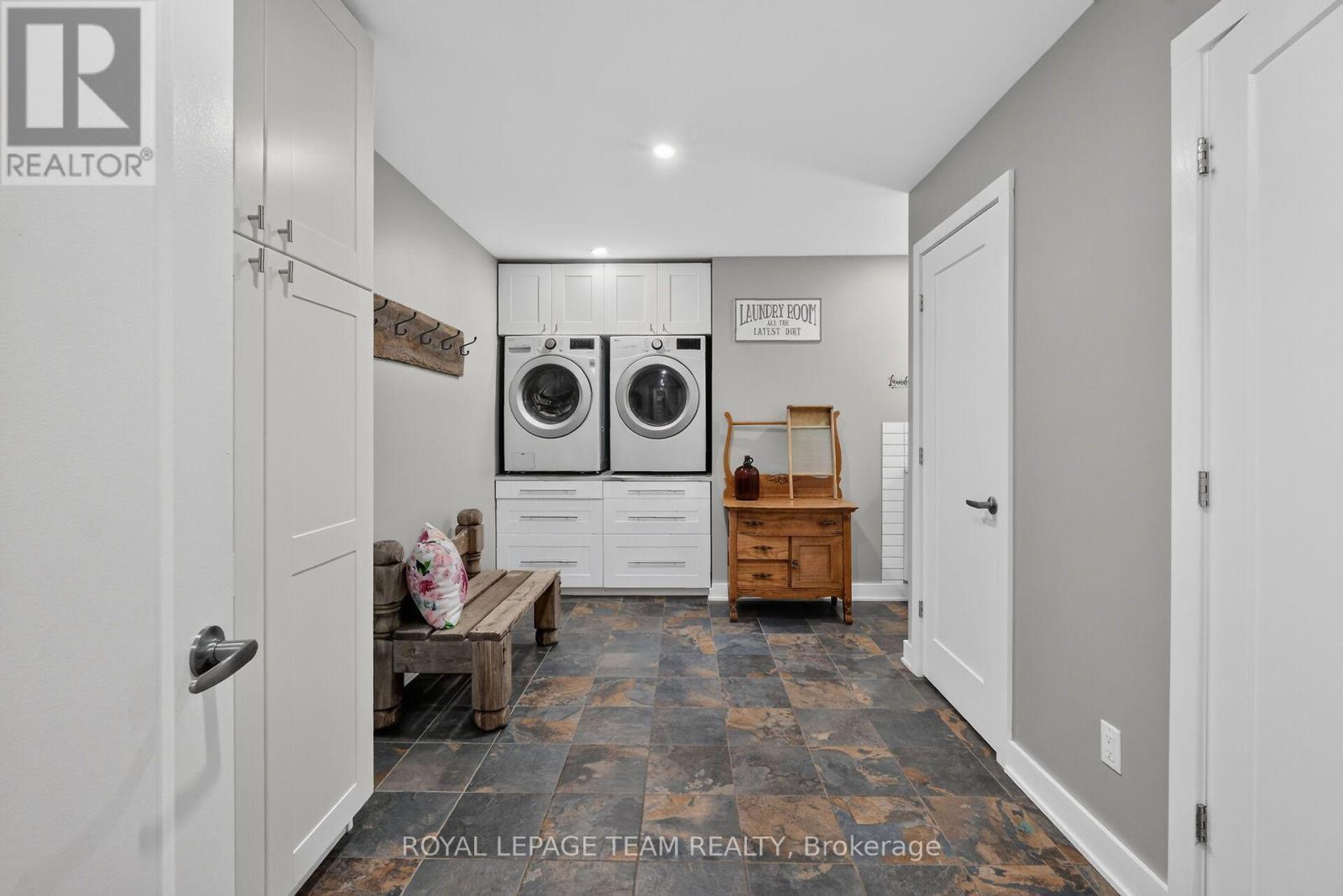 1830 Rollin Road, Clarence-Rockland, ON - Indoor Photo Showing Other Room