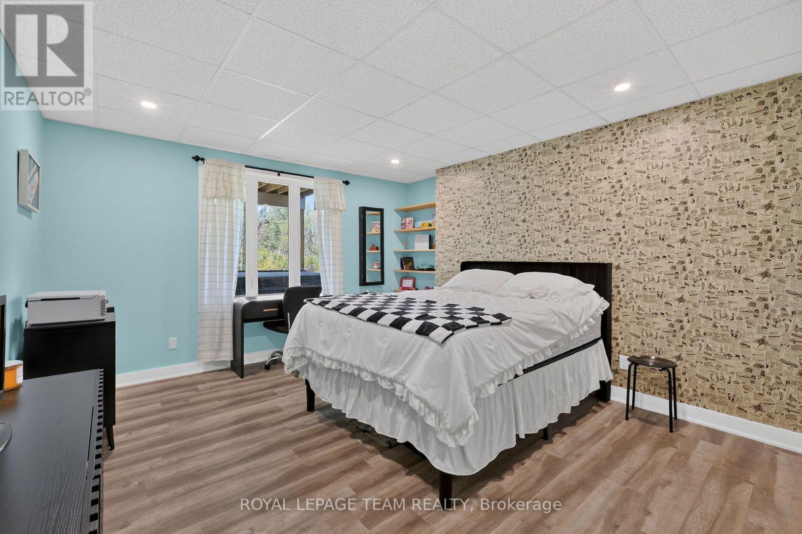 1830 Rollin Road, Clarence-Rockland, ON - Indoor Photo Showing Bedroom