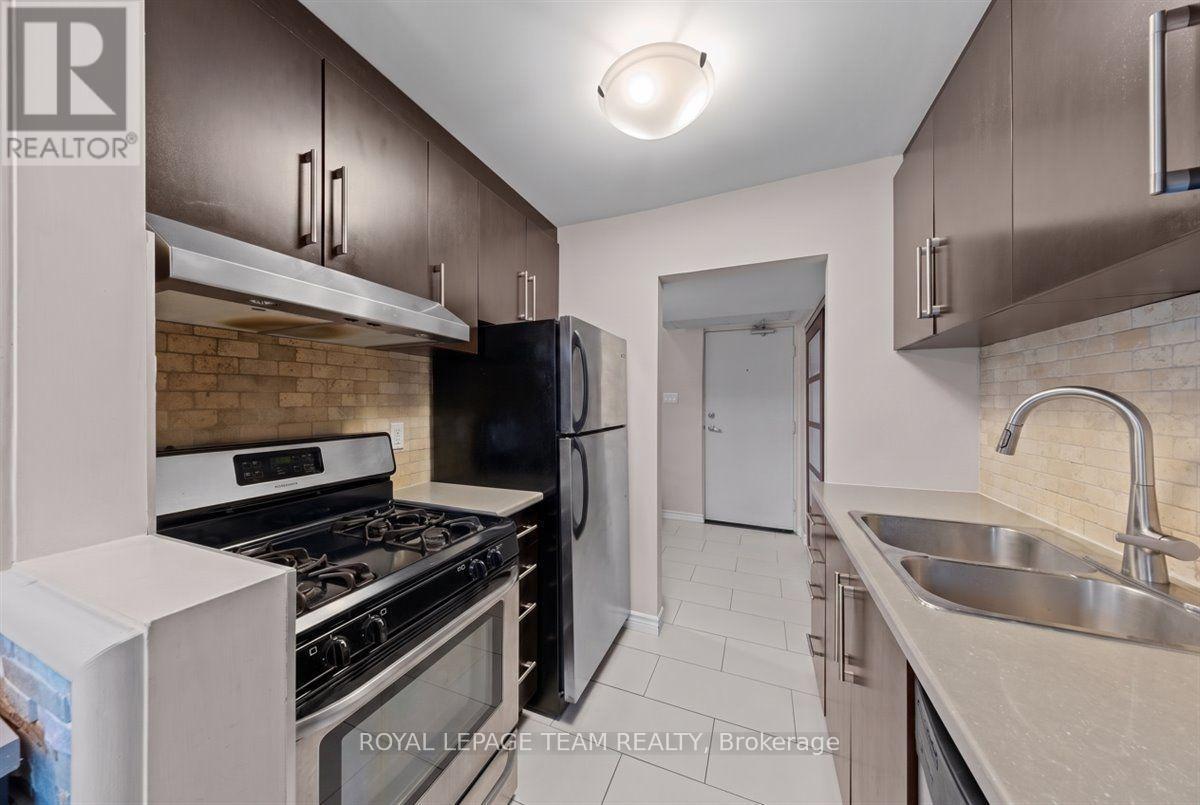 201 - 12 Corkstown Road, Ottawa, ON - Indoor Photo Showing Kitchen With Double Sink