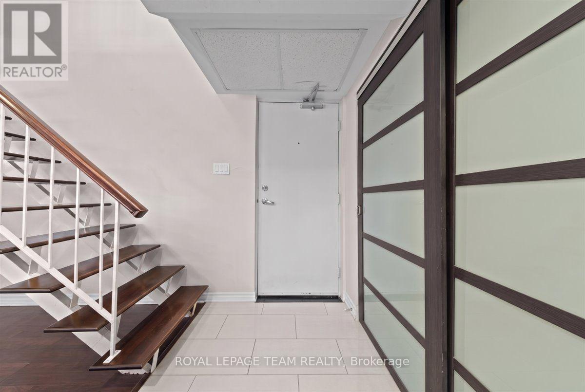 201 - 12 Corkstown Road, Ottawa, ON - Indoor Photo Showing Other Room