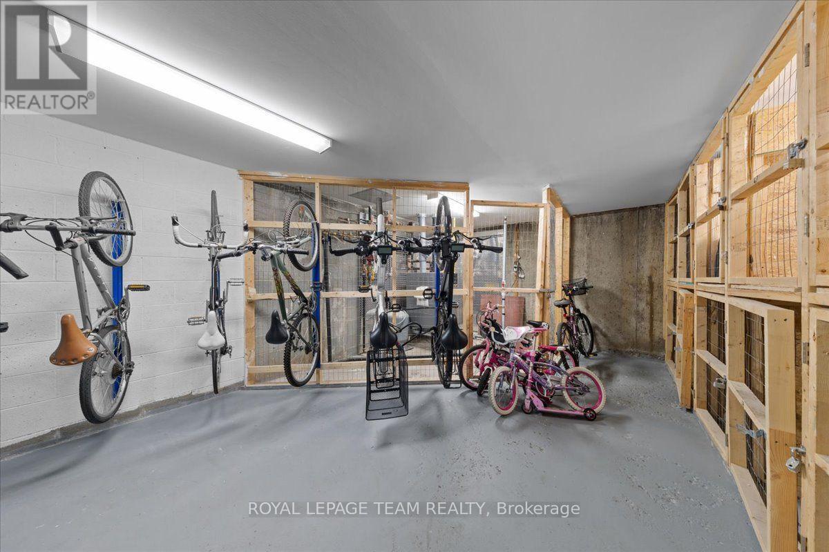 201 - 12 Corkstown Road, Ottawa, ON - Indoor