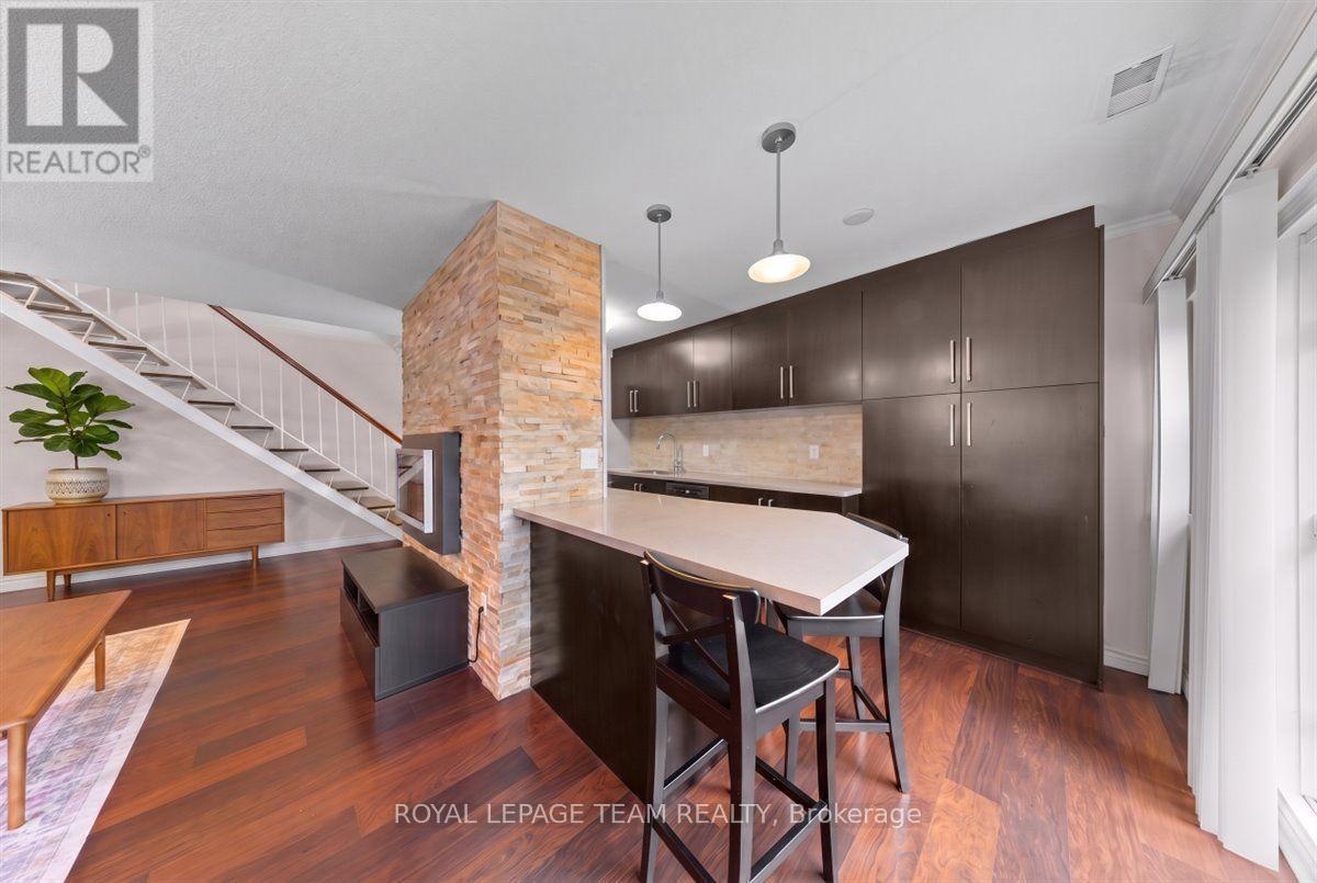 201 - 12 Corkstown Road, Ottawa, ON - Indoor