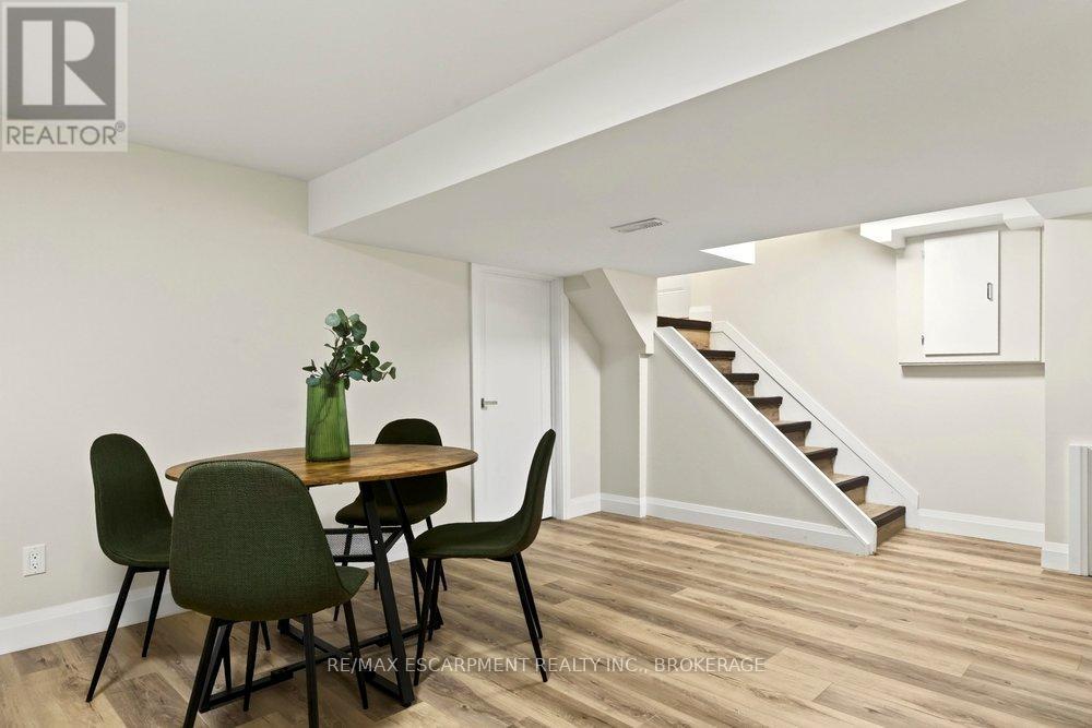 95 Chetwood Street, St. Catharines (Western Hill), ON - Indoor Photo Showing Other Room