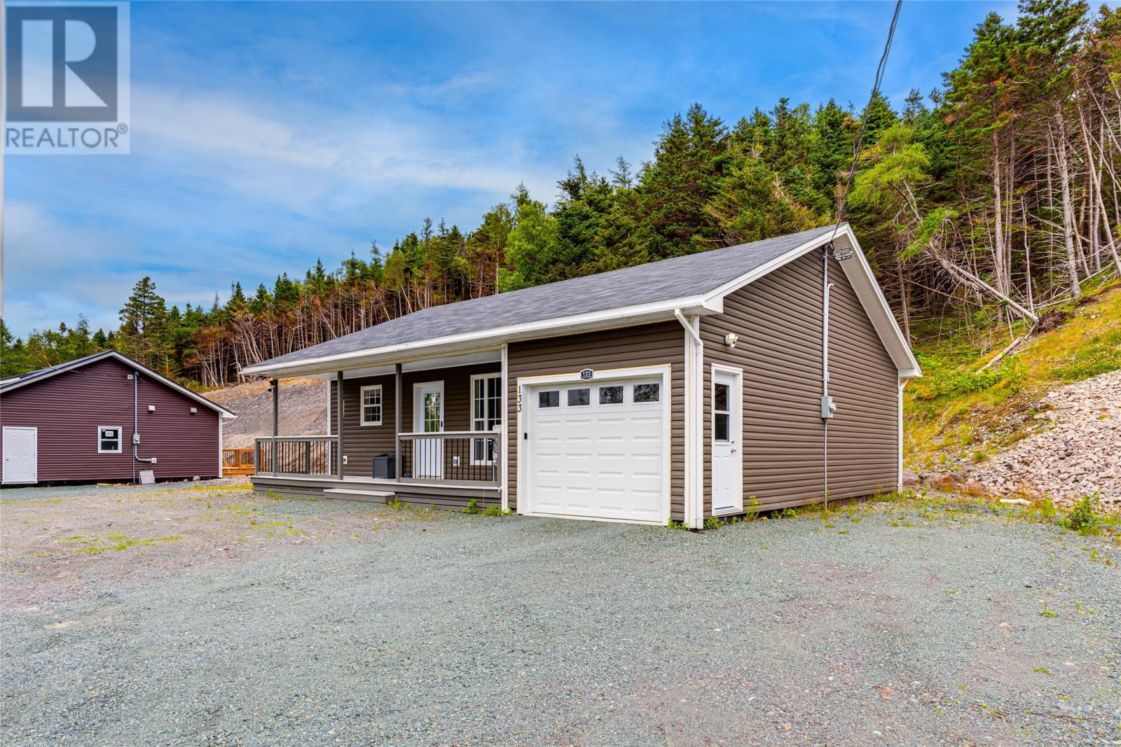 133 Station Road, Avondale, NL - Outdoor