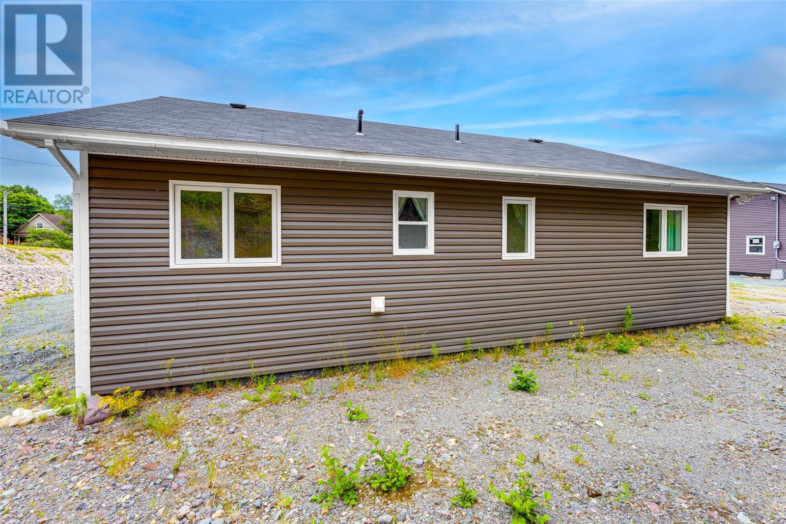 133 Station Road, Avondale, NL - Outdoor