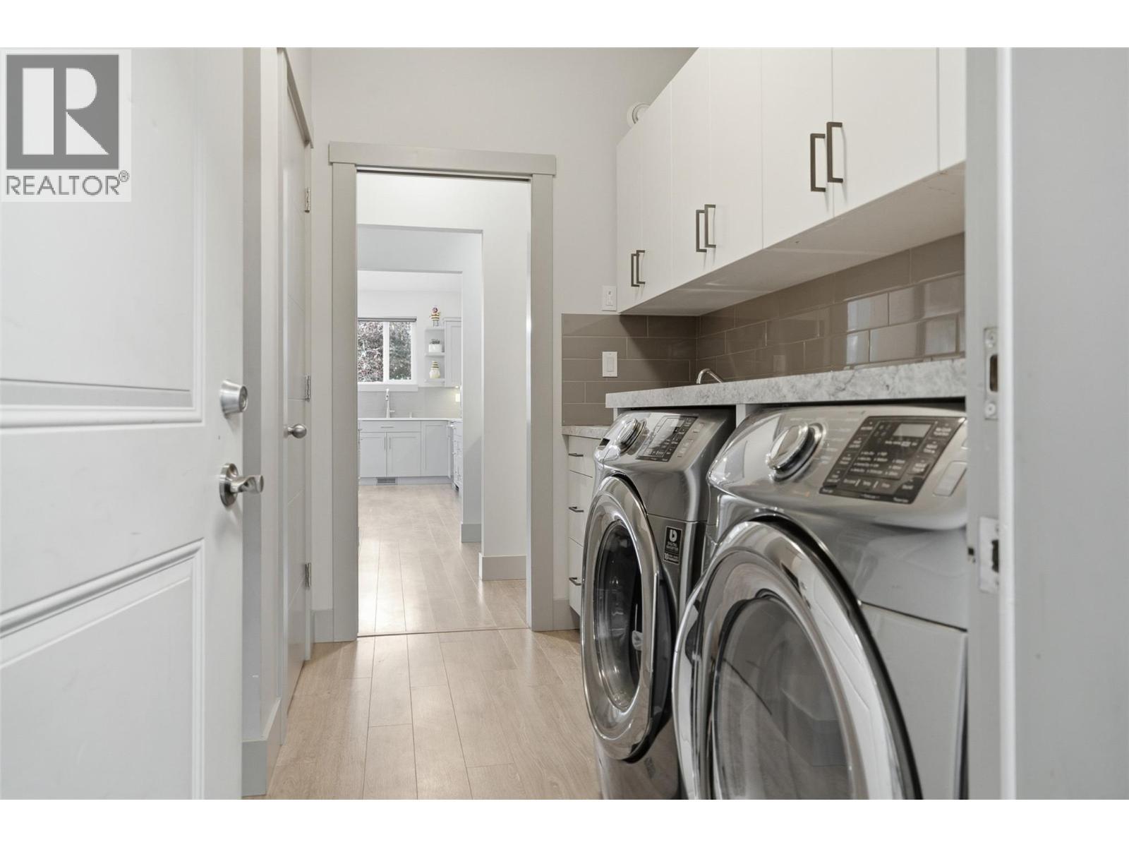 1488 Dunbar Drive, Kamloops, BC - Indoor Photo Showing Laundry Room