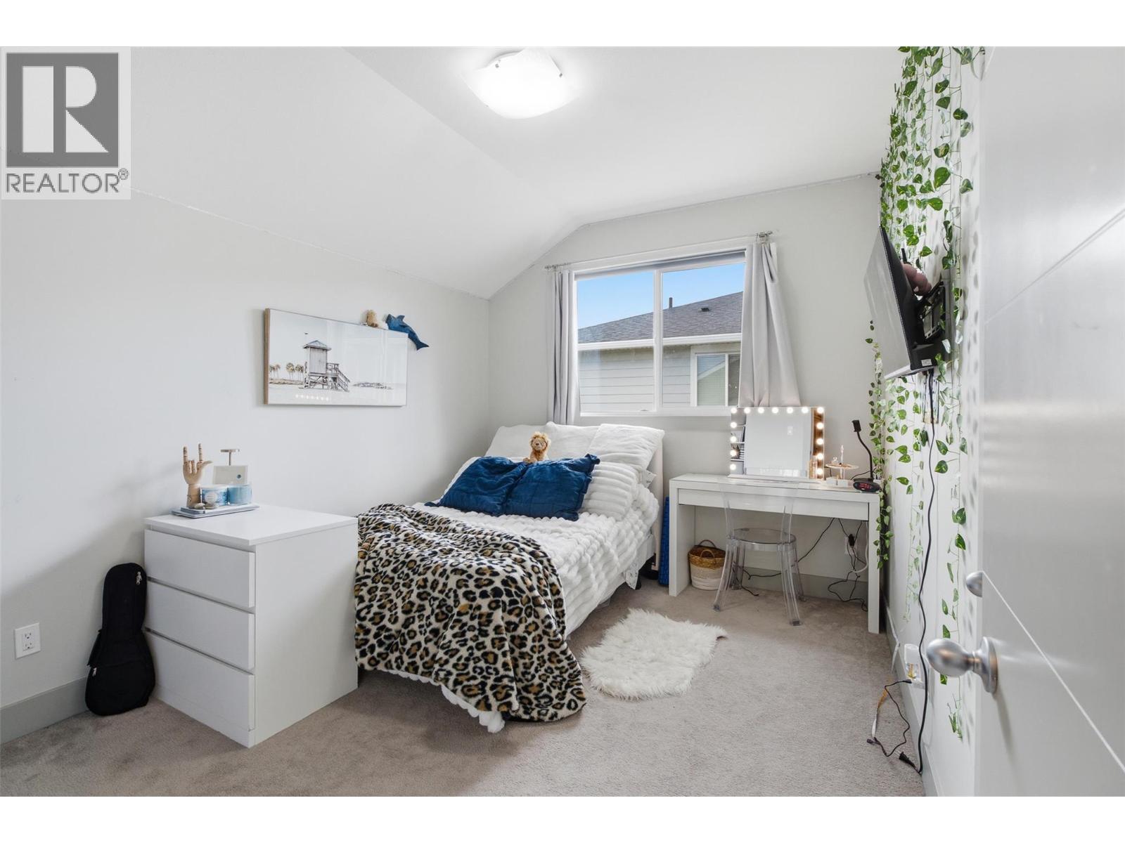 1488 Dunbar Drive, Kamloops, BC - Indoor Photo Showing Bedroom