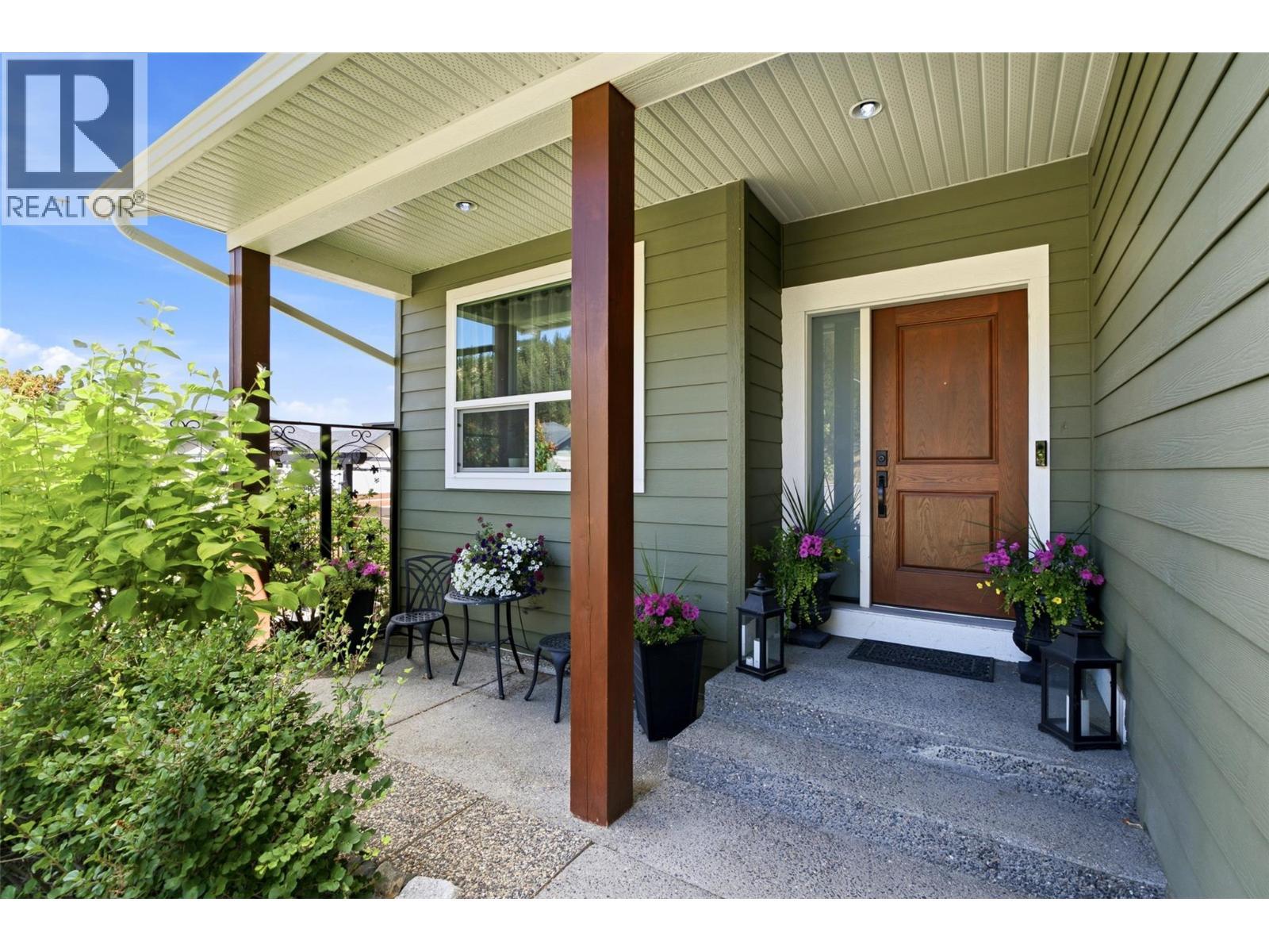 1488 Dunbar Drive, Kamloops, BC - Outdoor With Exterior