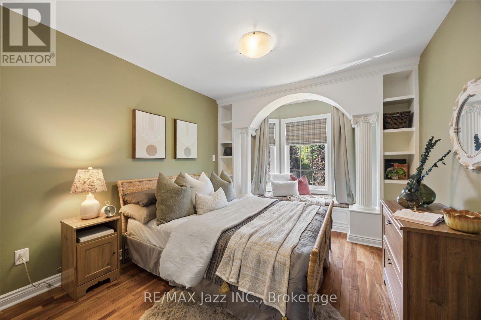 140 Taylorwood Court, Oshawa (Samac), ON - Indoor Photo Showing Bedroom
