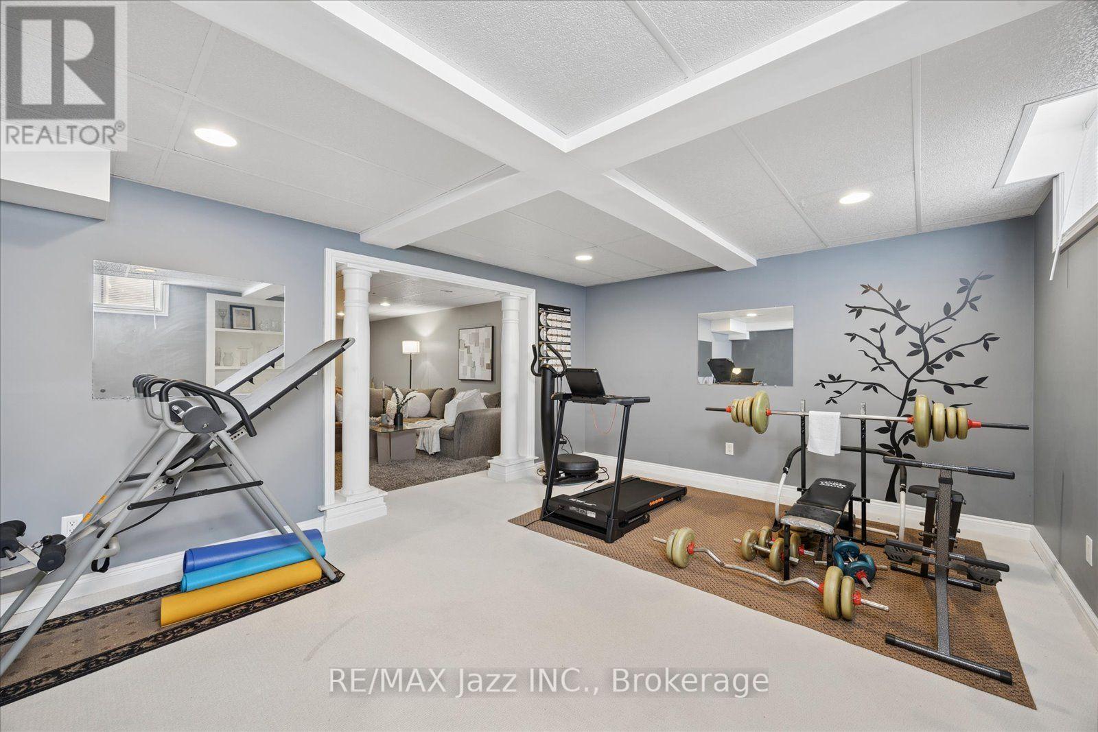140 Taylorwood Court, Oshawa (Samac), ON - Indoor Photo Showing Gym Room