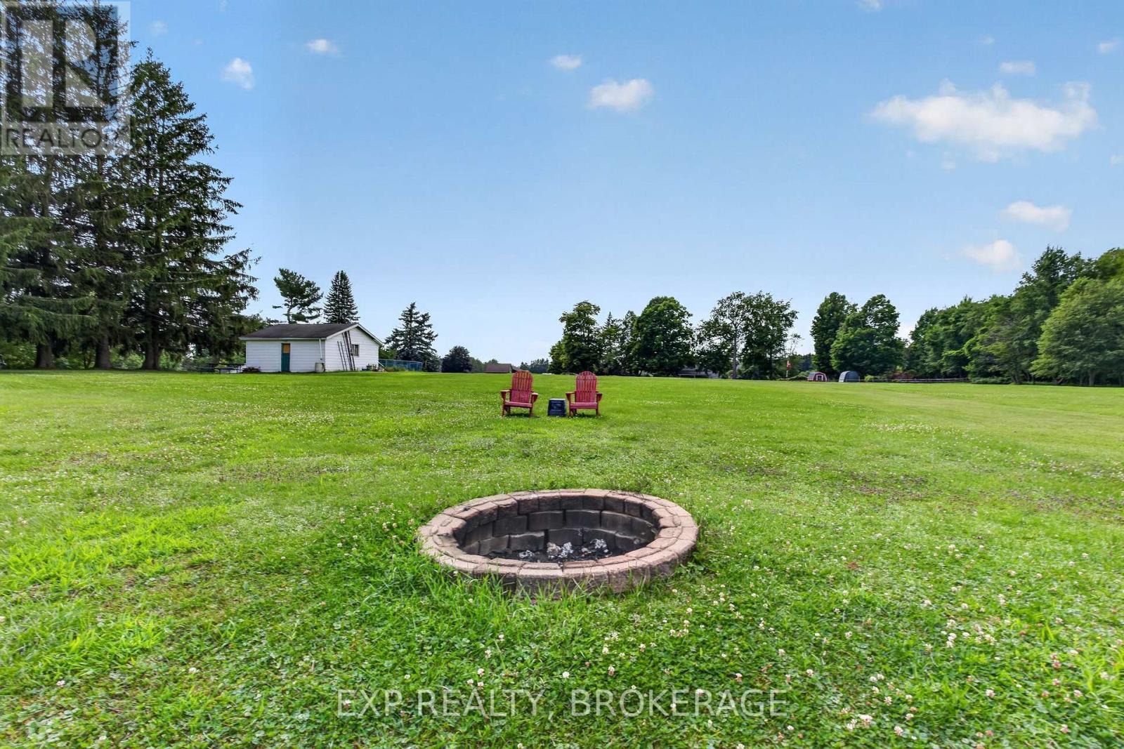 4682 County 2 Road, Front Of Leeds & Seeleys Bay, ON - Outdoor