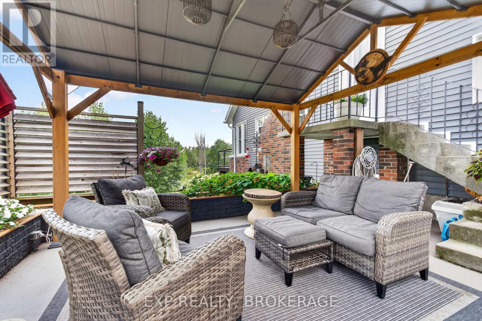 4682 County 2 Road, Front Of Leeds & Seeleys Bay, ON - Outdoor With Deck Patio Veranda