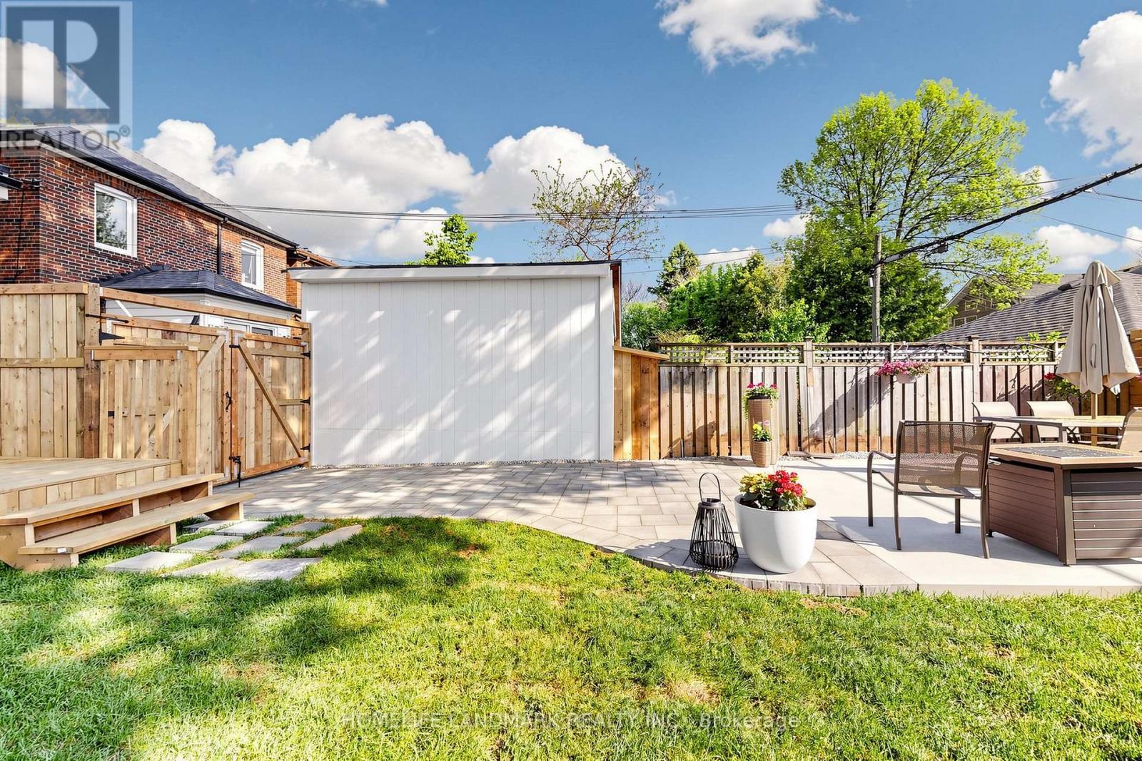 55 Chilton Road, Toronto, ON - Outdoor