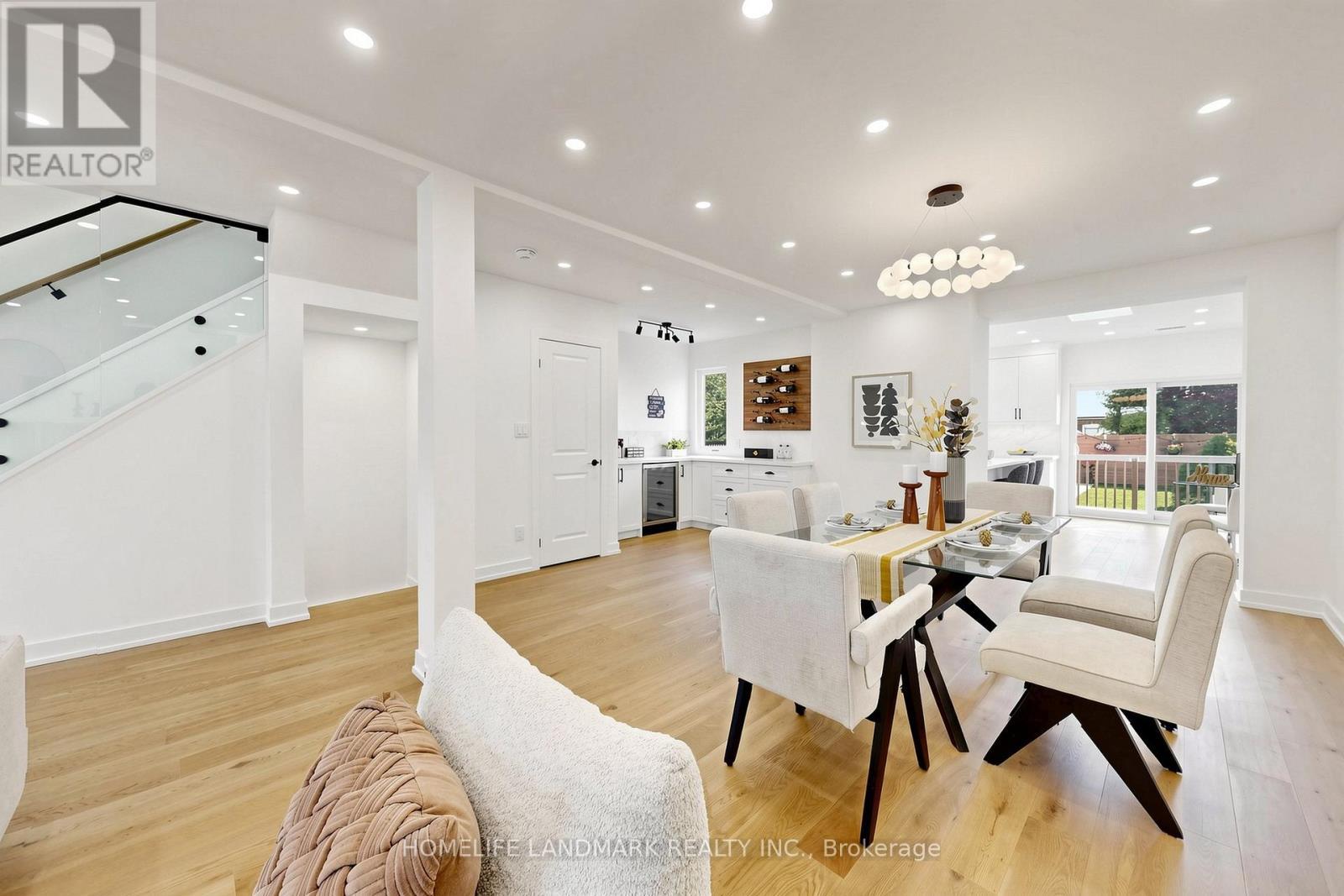 55 Chilton Road, Toronto, ON - Indoor Photo Showing Dining Room