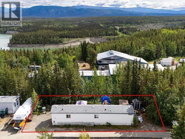 411-989 Range Road, Whitehorse, YT - Outdoor With View