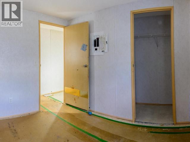 411-989 Range Road, Whitehorse, YT - Indoor Photo Showing Other Room