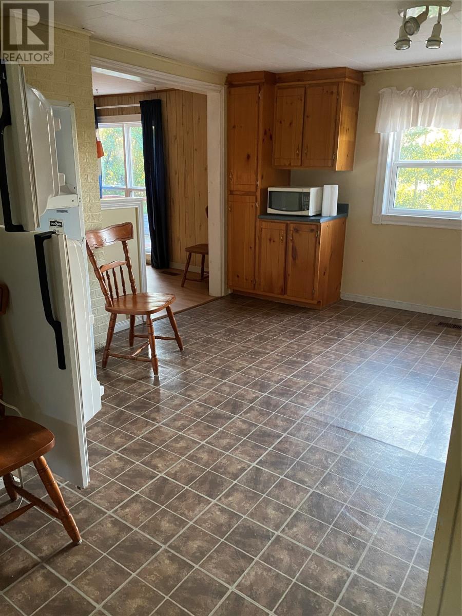 4 Keats Road, Bunyan'S Cove, NL - Indoor