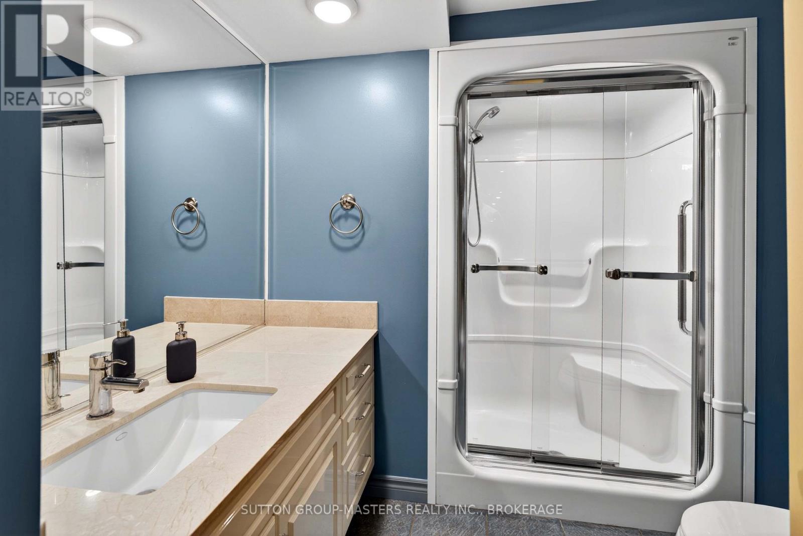 133 Britannia Crescent, Loyalist (Bath), ON - Indoor Photo Showing Bathroom