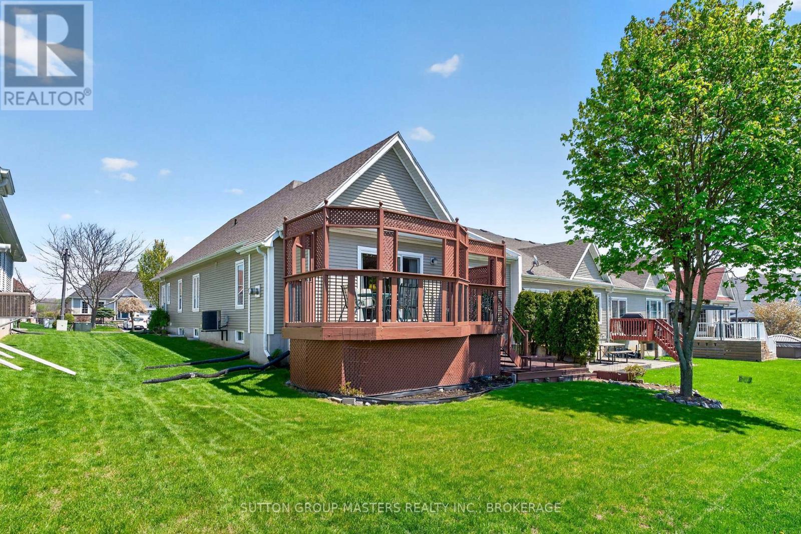 133 Britannia Crescent, Loyalist (Bath), ON - Outdoor With Deck Patio Veranda