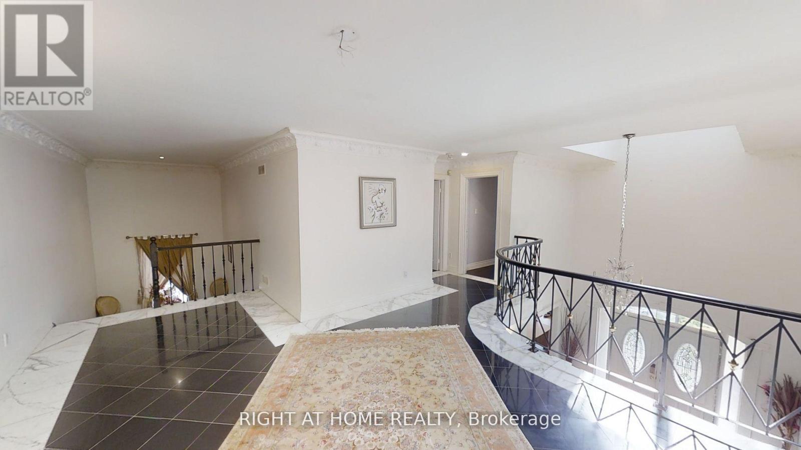 31 Northgate Crescent E, Richmond Hill, ON - Indoor Photo Showing Other Room