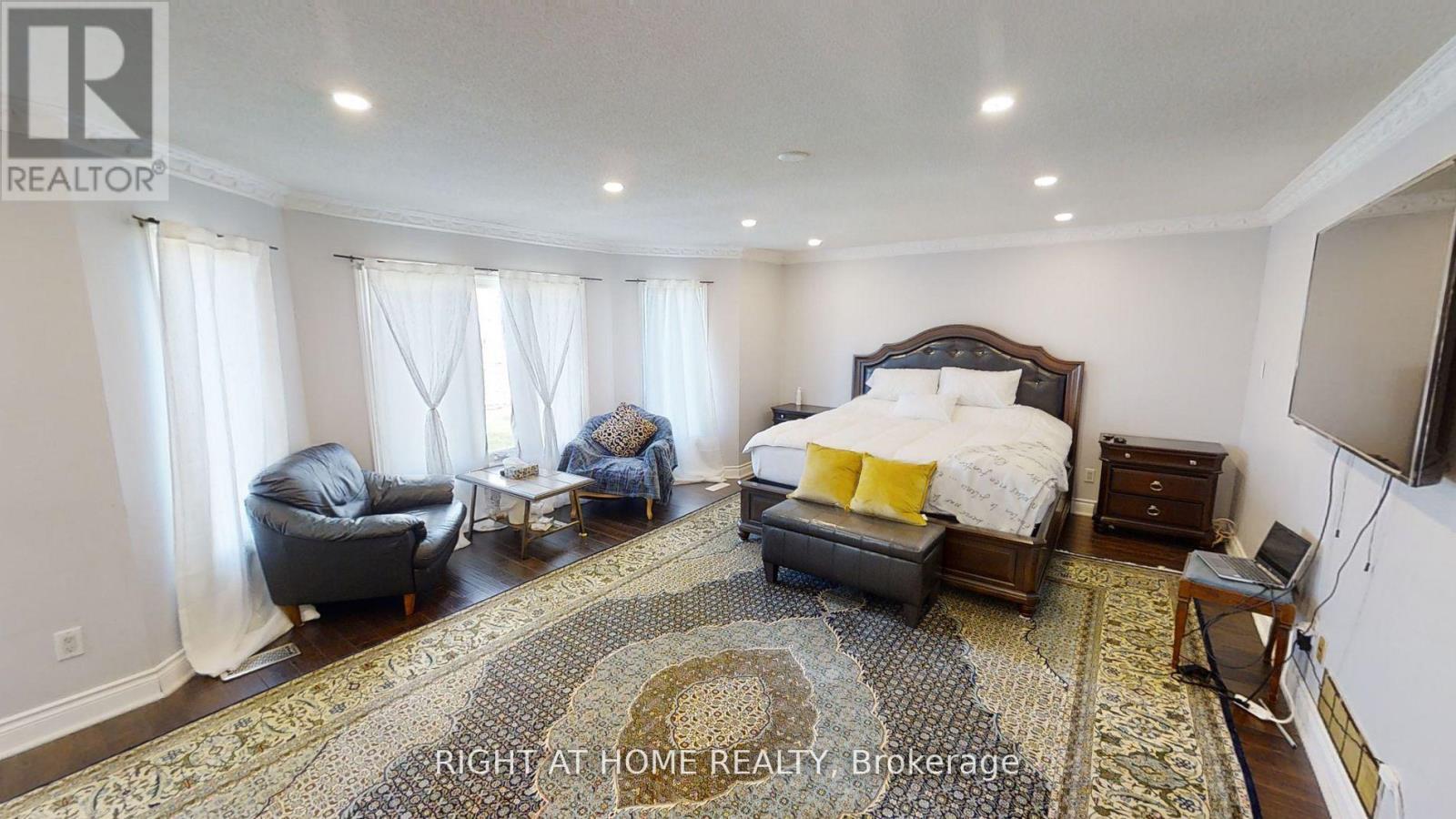31 Northgate Crescent E, Richmond Hill, ON - Indoor Photo Showing Bedroom