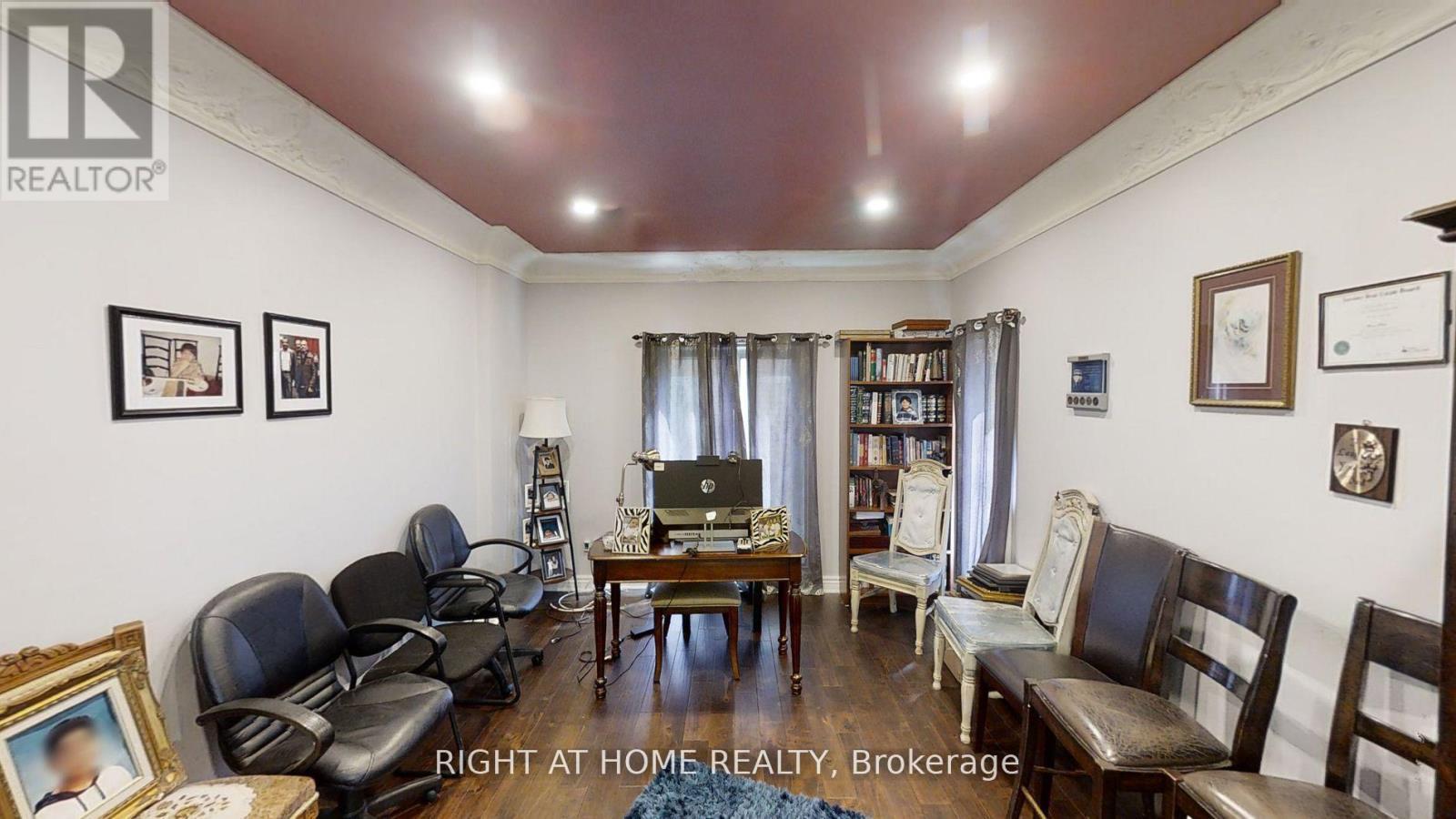 31 Northgate Crescent E, Richmond Hill, ON - Indoor