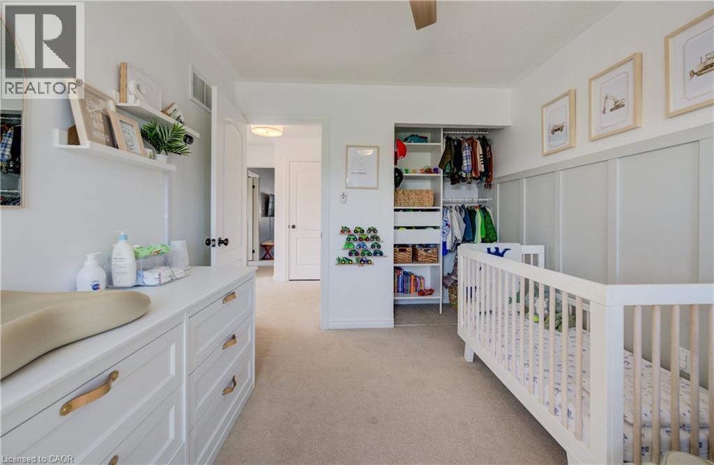 3 Golden Iris Crescent, Hamilton, ON - Indoor Photo Showing Bedroom