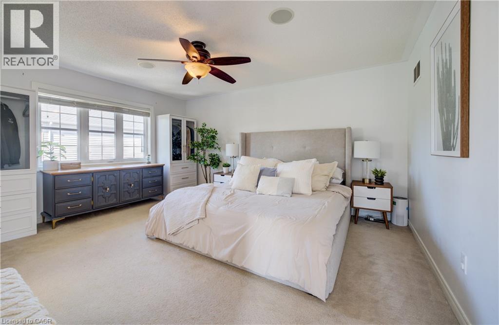 3 Golden Iris Crescent, Hamilton, ON - Indoor Photo Showing Bedroom