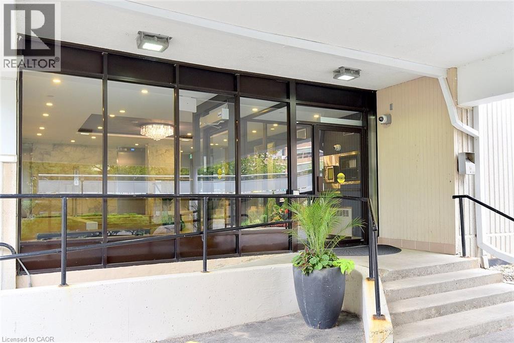 2263 Marine Drive Unit# 401, Oakville, ON - Photo Showing Other Room