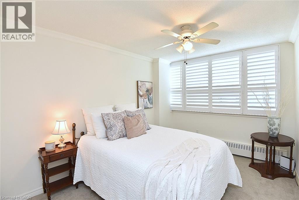 2263 Marine Drive Unit# 401, Oakville, ON - Indoor Photo Showing Bedroom