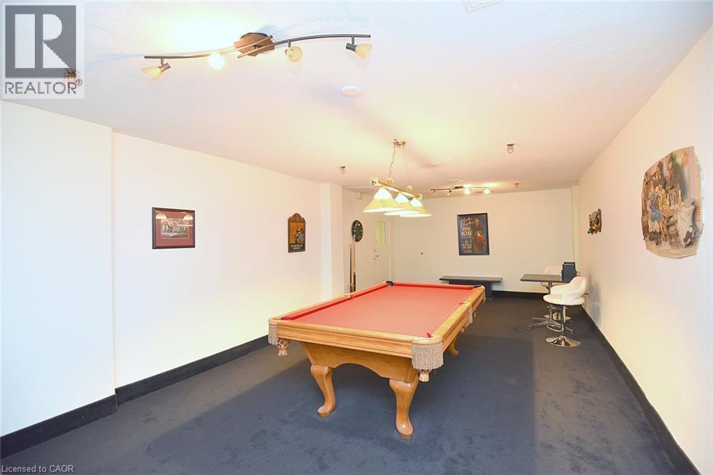 2263 Marine Drive Unit# 401, Oakville, ON - Indoor Photo Showing Other Room