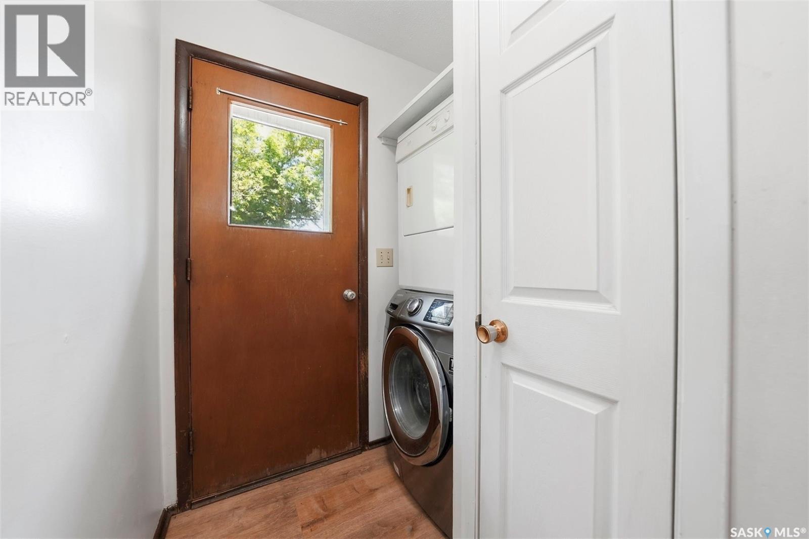 206 Carleton Drive, Saskatoon, SK - Indoor Photo Showing Laundry Room