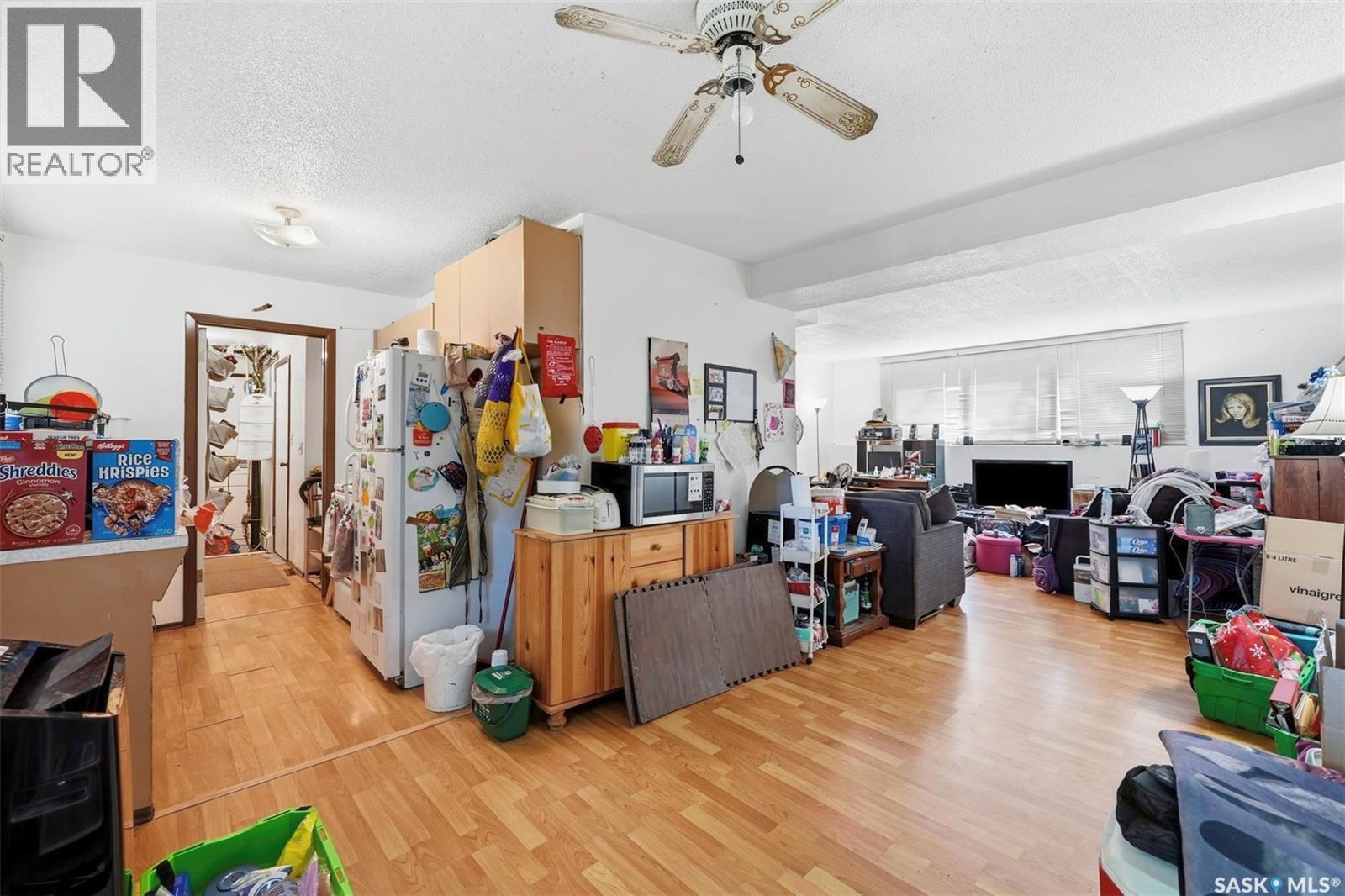 206 Carleton Drive, Saskatoon, SK - Indoor Photo Showing Other Room