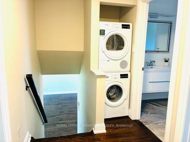 625 Braemore Road, Burlington, ON - Indoor Photo Showing Laundry Room