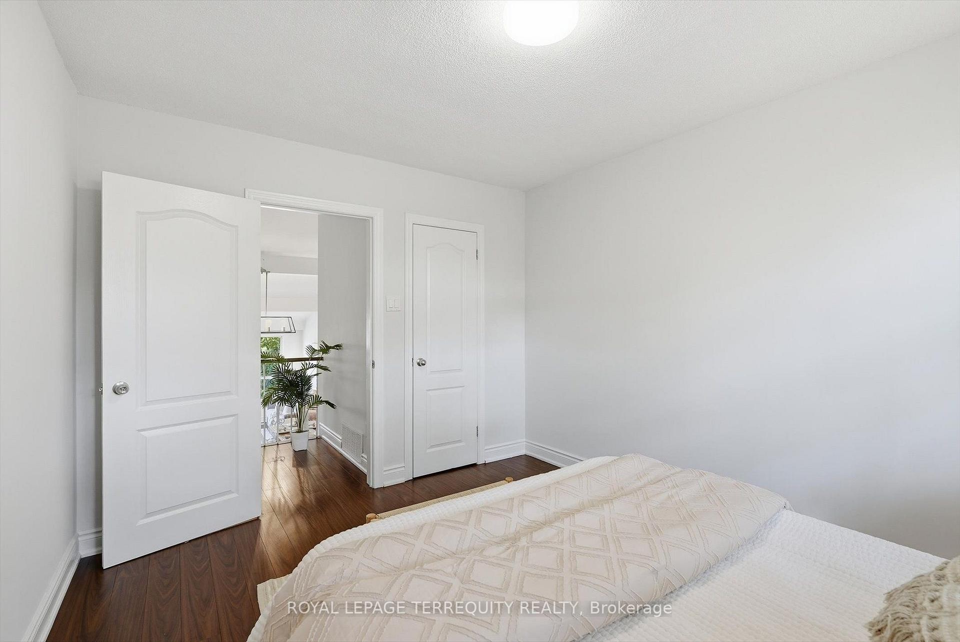 89 Benjamin Boulevard, Toronto, ON