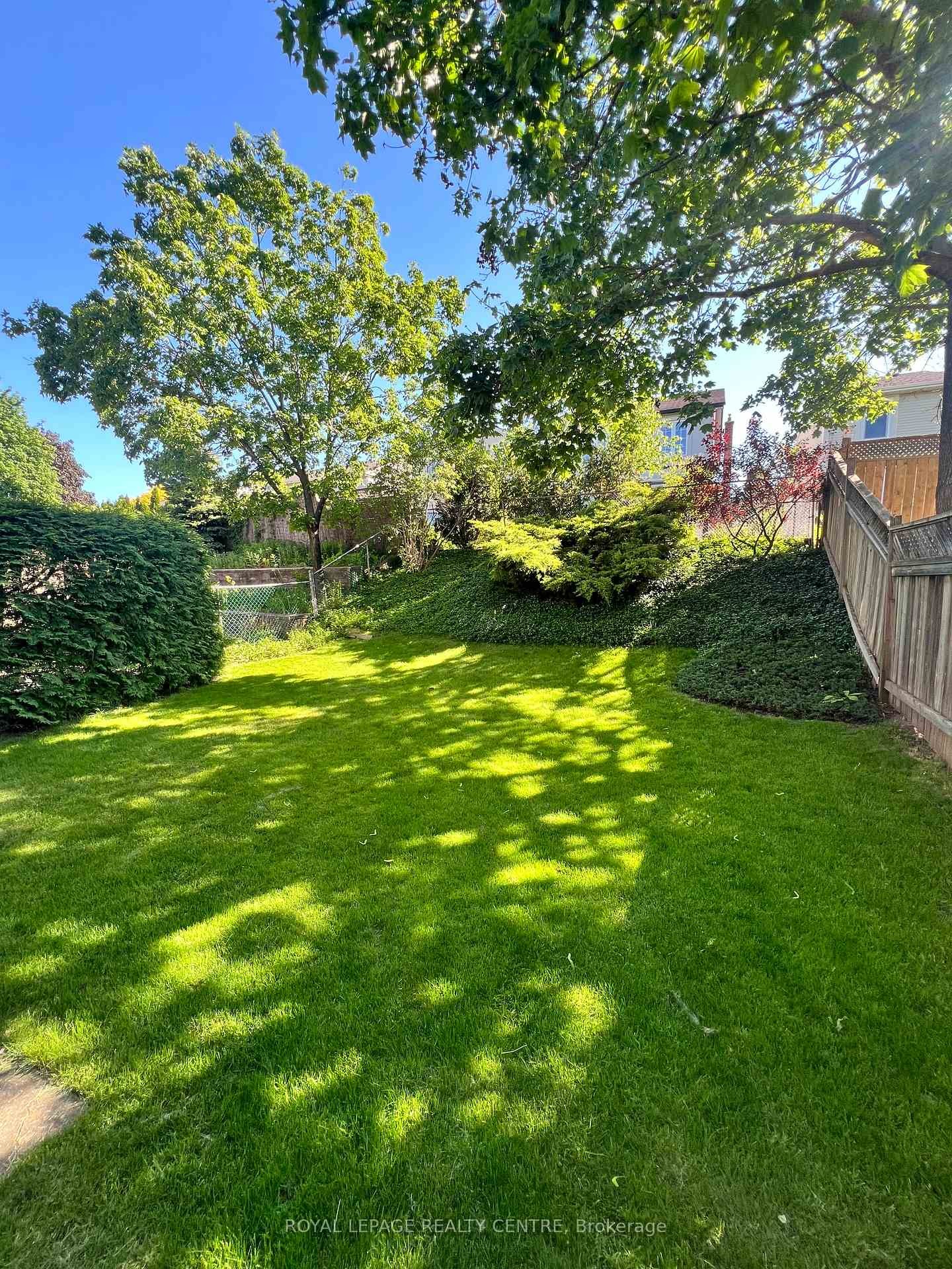 4156 Wheelwright Crescent, Mississauga, ON - Outdoor