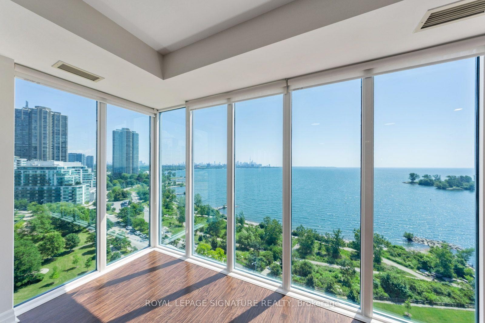 1103-58 Marine Parade Drive, Toronto, ON - Indoor With Body Of Water