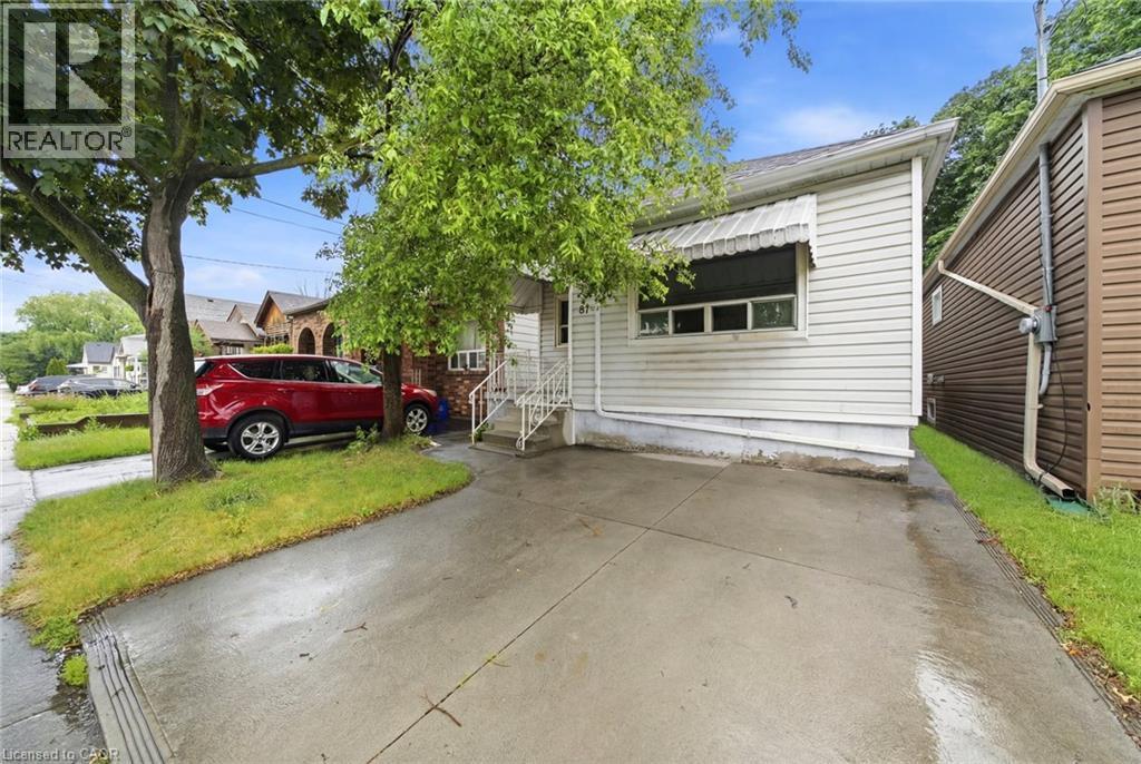 81 Cambridge Avenue, Hamilton, ON - Outdoor